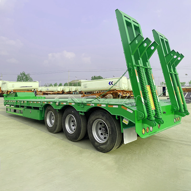 Tri-Axles Lowbed Semi Trailer